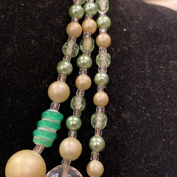 Japan 3 Strand ArtGlass and Lucite Beaded Necklace with Silver Tone Accents - Picture 5 of 8